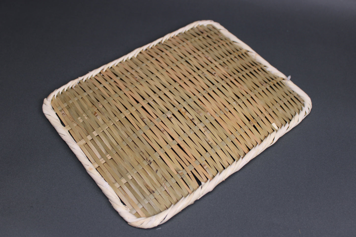 underside handmade bamboo bozaru from Sado Japan 21cm bright outer wrapping