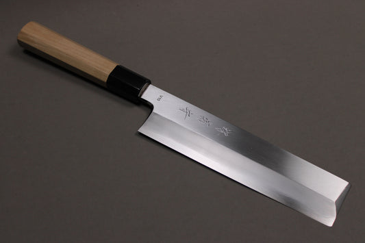 profile shot of sakai kikumori 195mm single bevel kiwami vg10 usuba with magnolia wood handle