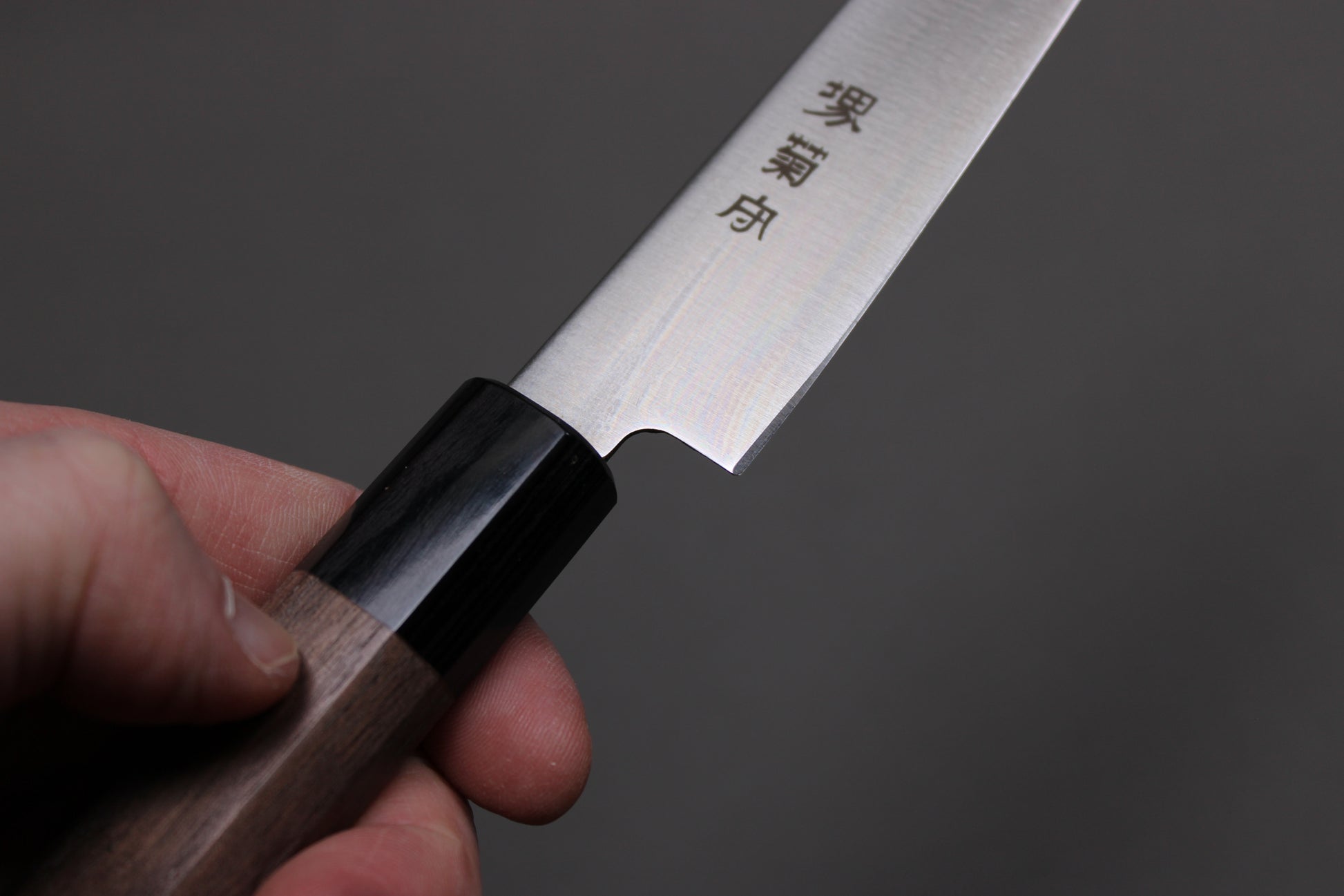 close up sakai kikumori wasiki stainless petty knife close up kanji