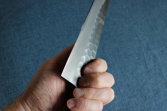 Knife Sharpness Showdown: Stropping vs Honing. Which One is Right For You?