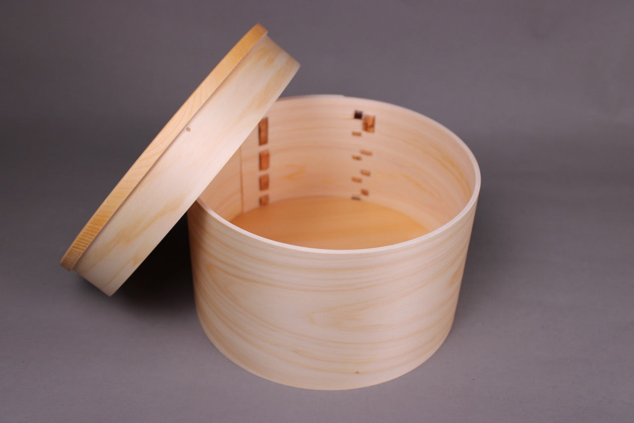 wappa ohitsu 6 cup tono hinoki with lid beside made by yamacoh 