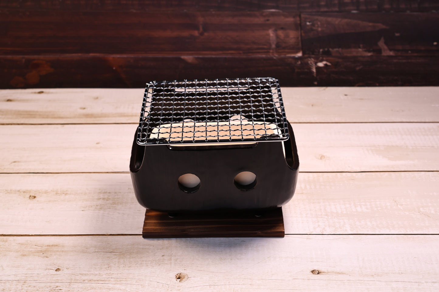 Misuzu Pottery Banko Yaki Konro Grill Small — clean symmetrical front view on white wood surface