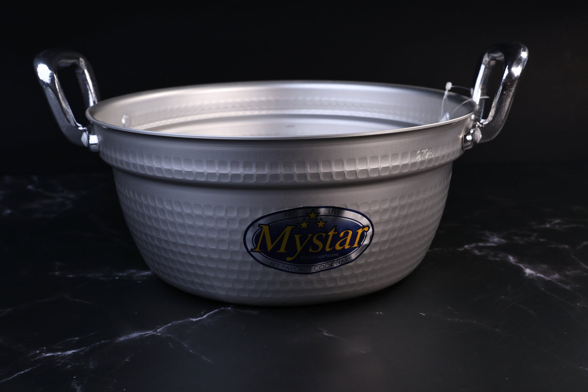 Mystar Hokuriku Dantsuki pot 27cm, hammered aluminum exterior and chrome handles on black marble