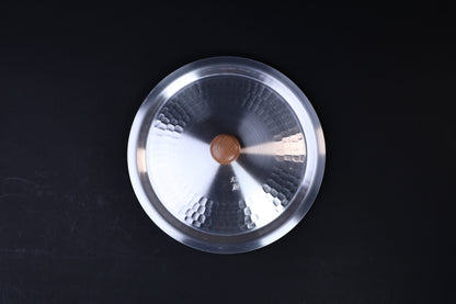 Nakamura Douki Dantsuki Seiro Pot Lid 21cm — top view showing hammered surface, wood knob, and maker's mark