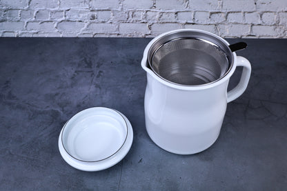 Noda Horo enamel oil pot — open with stainless mesh filter seated in pot and lid removed
