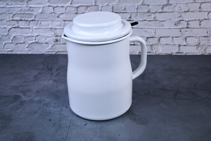 Noda Horo enamel oil pot — full side view with lid showing white enamel body and handle
