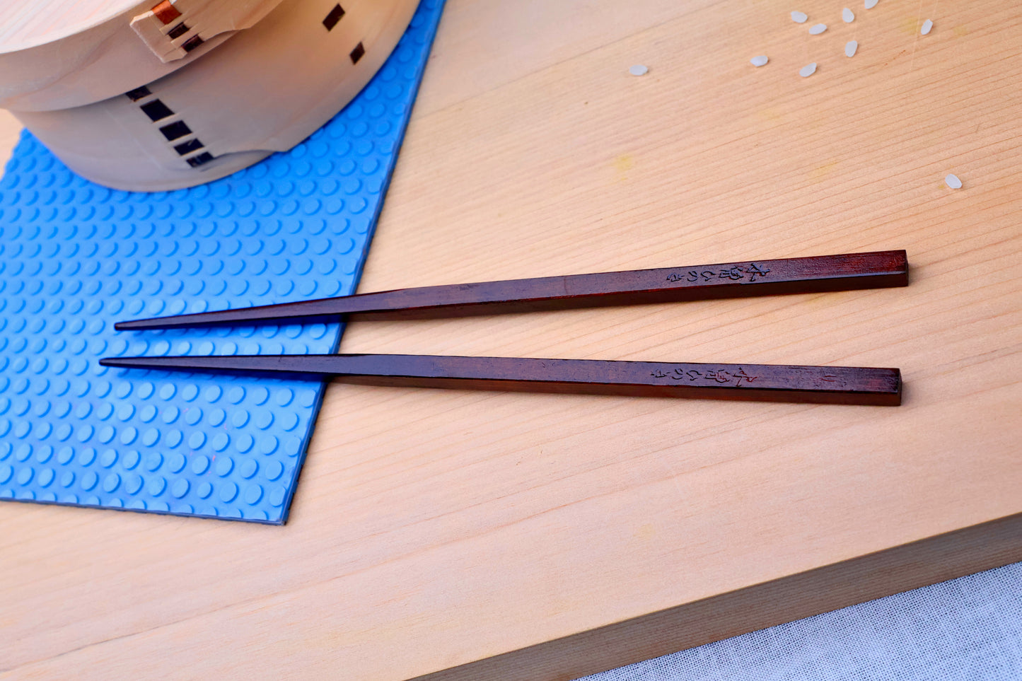 Suri Urushi Chopsticks Hinoki 22cm