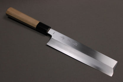 profile shot of sakai kikumori 195mm single bevel kiwami vg10 usuba with magnolia wood handle 