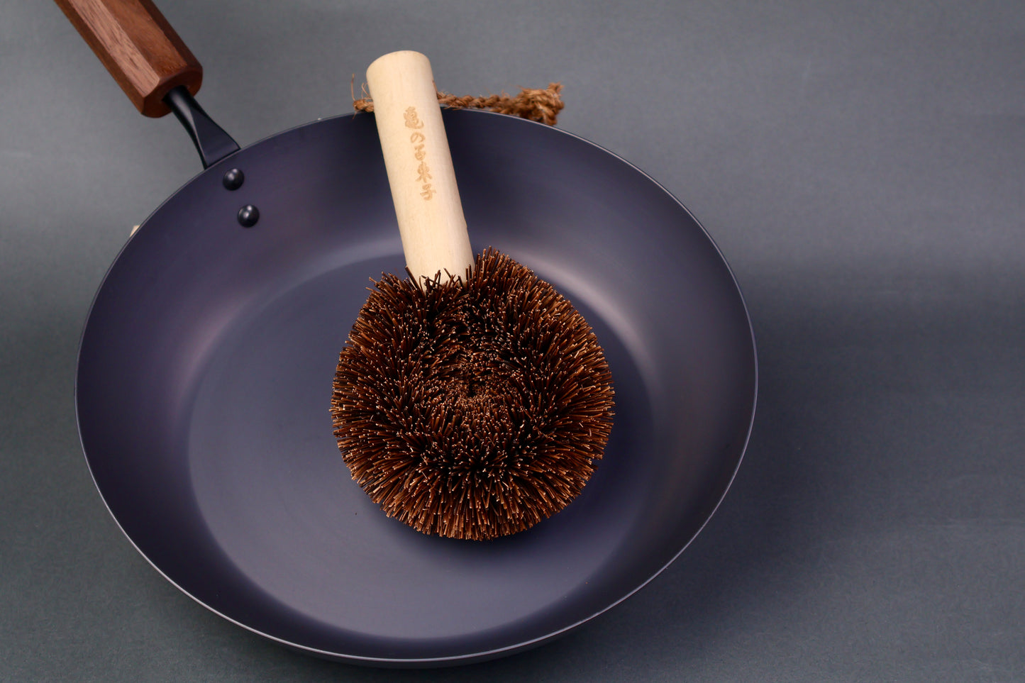 Kamenoko Ironware Pro Scrubber