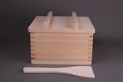 square hinoki rice chest 5 cup capacity with nosebitsu lid atop and wood rice scoop in front by yamacoh