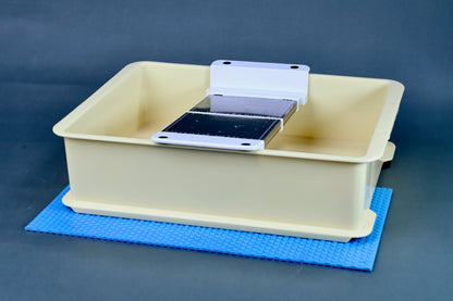 Suehiro multi sliding rack stone holder — installed in soaking tray with blue silicon non-slip mat