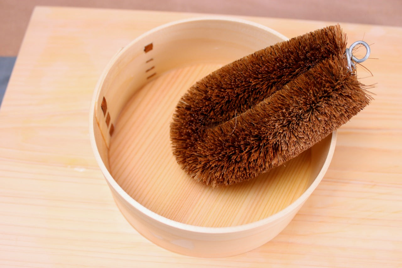 tawashi scrubber inside hinoki ohitsu container scrubbing all natural cleaning method for wood products
