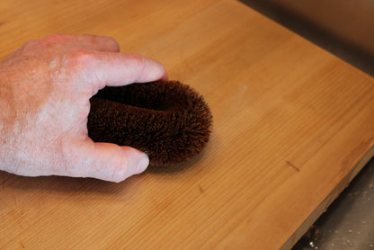 kamenoko palm fiber tawashi brush for japanese kitchenware gel in hand scrubbing hinoki wood cutting board 