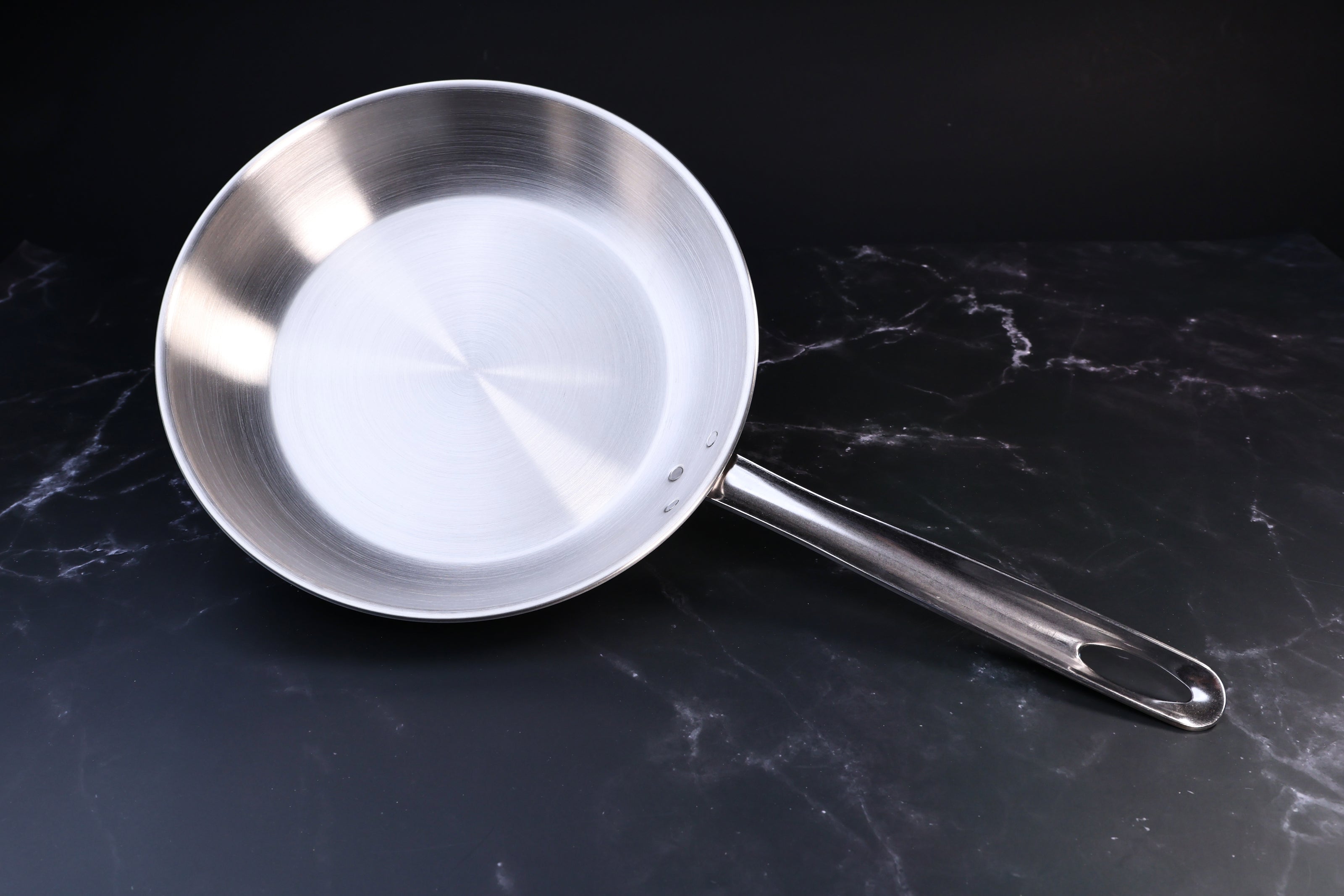 Torino stainless clad frying pan 24cm — interior cooking surface and brushed stainless finish