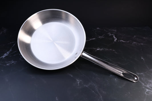 Torino stainless clad frying pan 24cm — interior cooking surface and brushed stainless finish