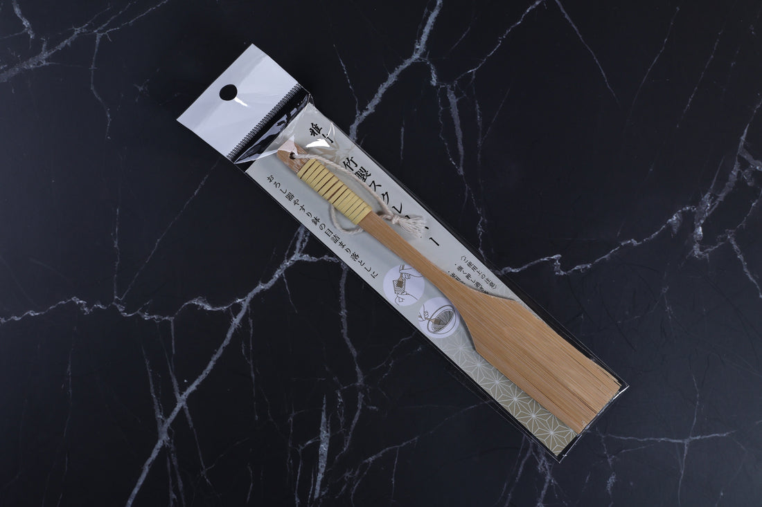 Yakumiyose bamboo brush 18cm — full product in Japanese retail packaging, top view

